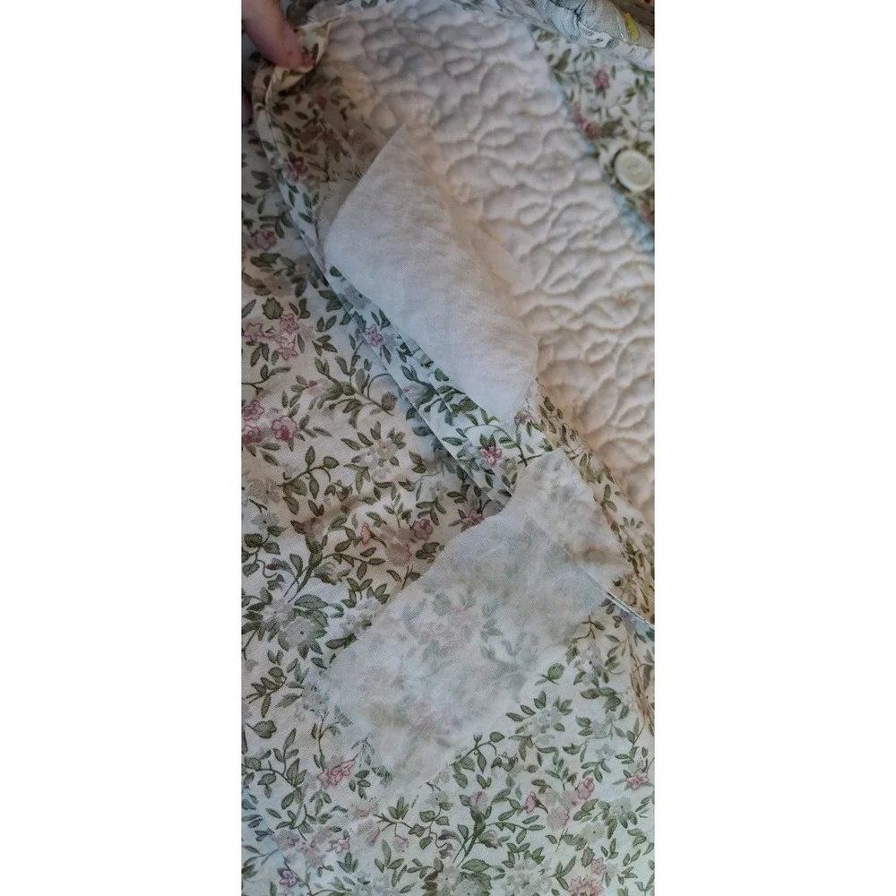 Vintage Quilted Floral Pillow Sham Cream Pink Green Cottagecore  2pc shabby Chic